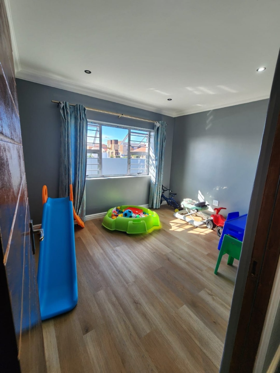 5 Bedroom Property for Sale in Malabar Eastern Cape